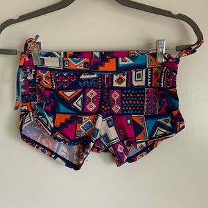 Onzie yoga shorts- great print!